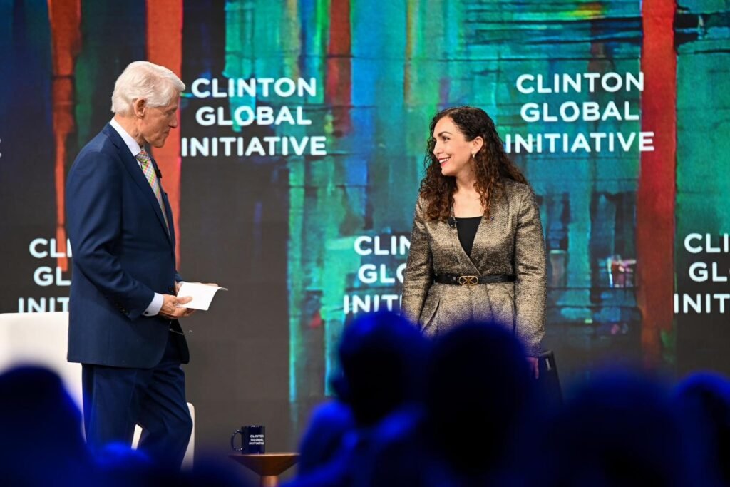 Clinton kujton arsyet e ndërhyrjes në Kosovë