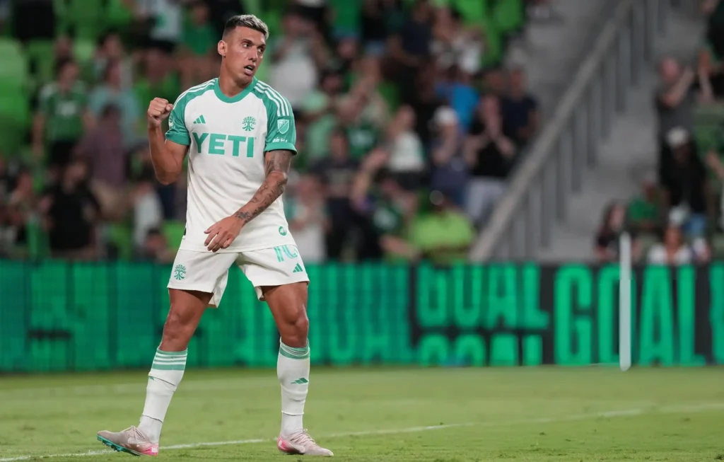 Uzuni shkëlqen sërish në MLS Uzuni shkëlqen sërish në MLS