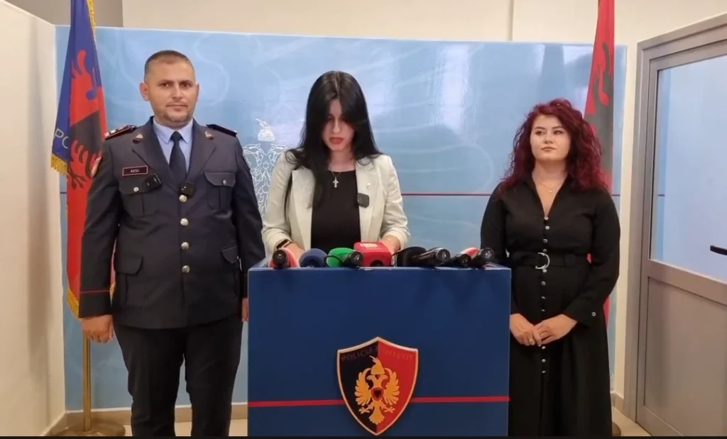 Operacioni “XUEX” godet skemat piramidale online në Fier