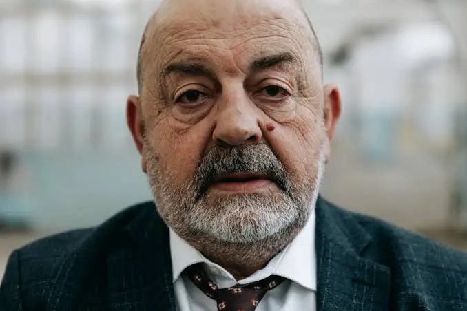 Ikonë e skenës shqiptare, shuhet aktori Enver Petrovci