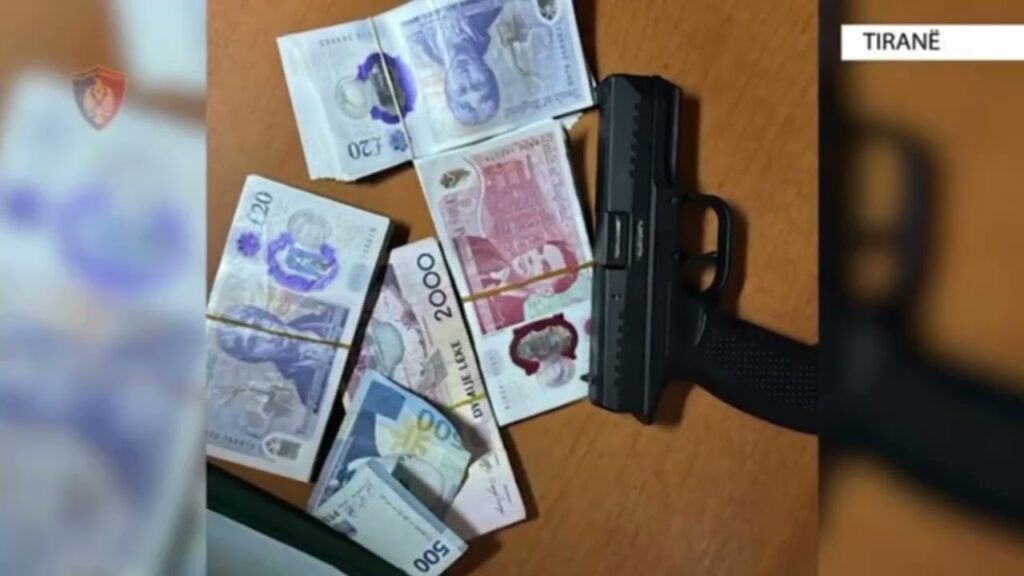 Kronikë: Lëvizte i armatosur në rrugët e Tiranës, arrestohet 27 vjeçari