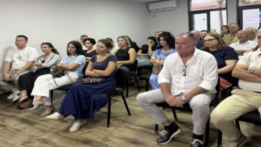 Pas dorëheqjes së Ermal Dredhës, këshilltarët bashkiakë do të mblidhen për komandimin e përkohshëm
