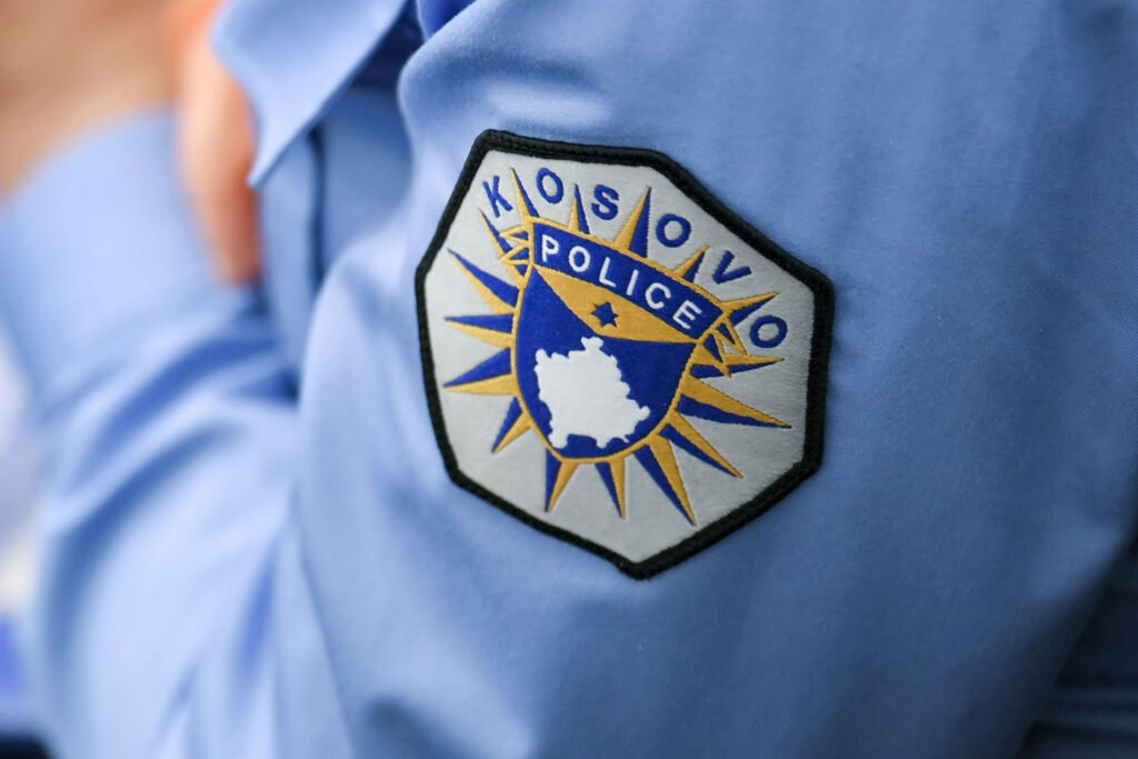 Arrestimi i një polici në Kosovë për keqpërdorim detyre Arrestimi i një polici në Kosovë për keqpërdorim detyre