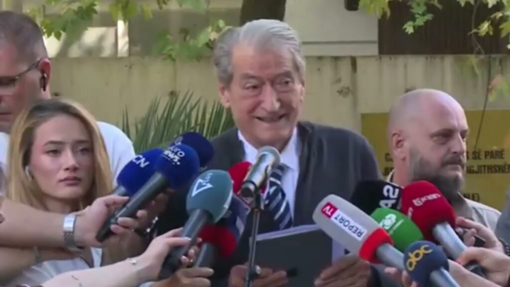 Sali Berisha u paraqit këtë të hënë në ambjentet e SPAK, në zbatim të masës së sigurisë