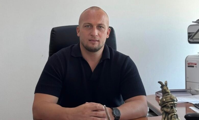 Ndryshime në drejtimin e Policisë së Fierit, emërohet kryekomisari i ri Ndryshime në drejtimin e Policisë së Fierit, emërohet kryekomisari i ri