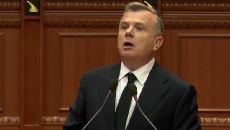 Balla ironizon Berishën në Kuvend me krahasim të fortë biblik Balla ironizon Berishën në Kuvend me krahasim të fortë biblik