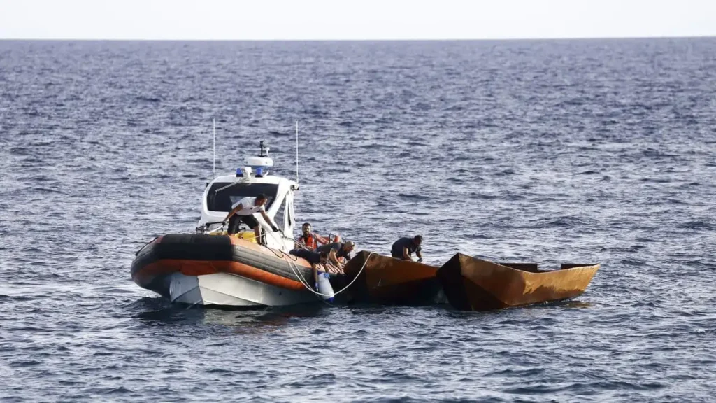Tragjedi në ujërat e Tunizisë: dhjetëra emigrantë humbin jetën në Mesdhe Tragjedi në ujërat e Tunizisë: dhjetëra emigrantë humbin jetën në Mesdhe