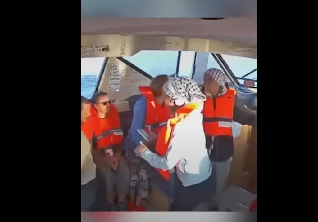 Parlamentarja franceze hedh telefonin para ndërhyrjes izraelite