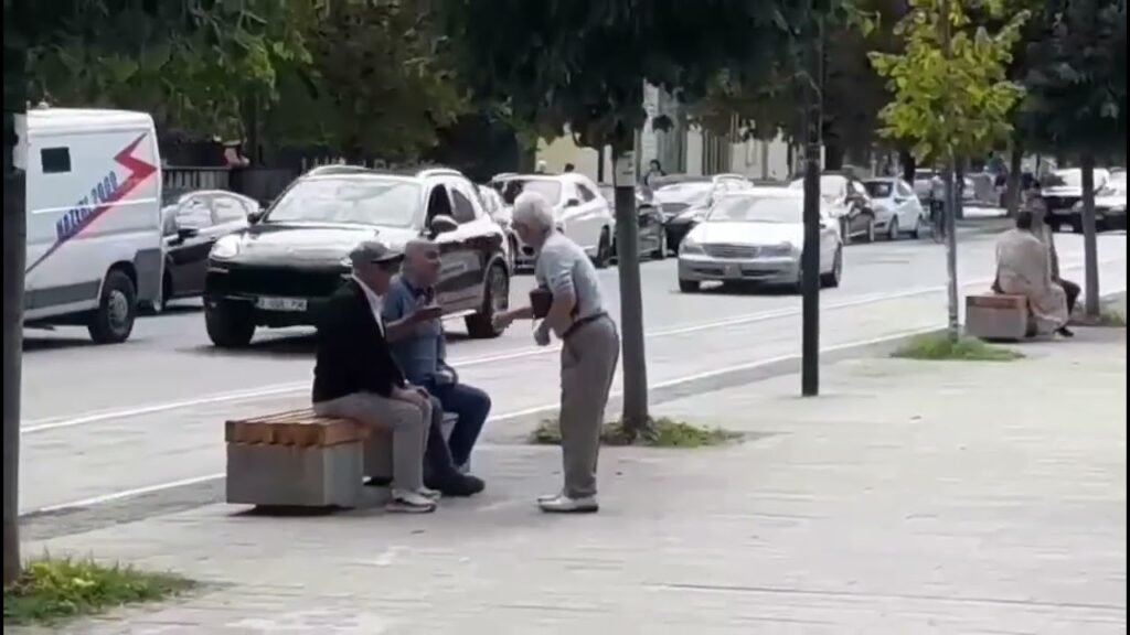 Kronikë: Indeksimi i pensioneve në tetor, vetëm 2.5% rritje!