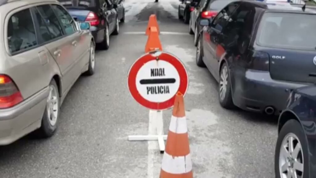 Kronikë: Kapen katër persona në Kapshticë: Njëri i dënuar me burg për dhunë në familje