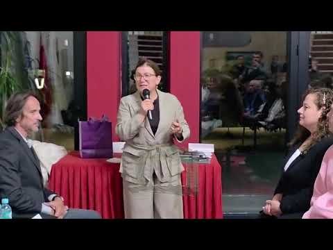 Letërsia në qendër të Roskovecit, në festivalin Stephanophana