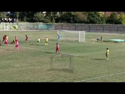 Lushnja triumfon dhe nderon Olola Romeon për lojën e jashtëzakonshme Lushnja triumfon dhe nderon Olola Romeon për lojën e jashtëzakonshme