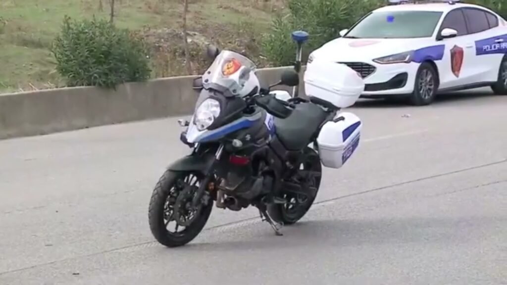 Kronikë: Tentoi që t’i arratisej policisë dhe përplasi 9 makina, lihet në burg Imer Krrashi