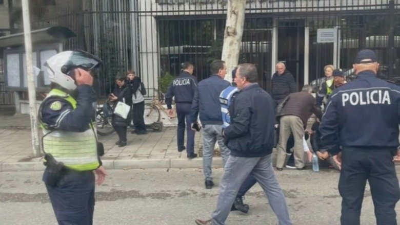 Sulm me armë në Gjykatën e Apelit Tiranë, vritet gjyqtari Astrit Kalaja dhe plagosen dy persona të tjerë Sulm me armë në Gjykatën e Apelit Tiranë, vritet gjyqtari Astrit Kalaja dhe plagosen dy persona të tjerë