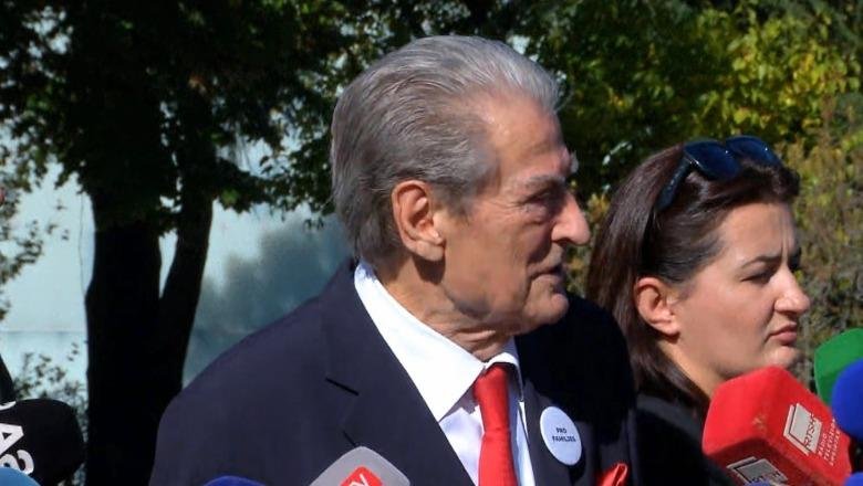 Berisha paralajmëron protesta për tunelin e Llogarasë