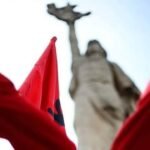 Ambasada e Rusisë uron veteranët shqiptarë me rastin e Ditës së Çlirimit