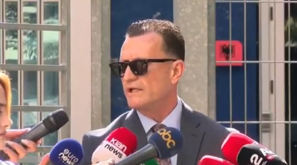 Avokati i Ilir Metës: Ish-presidenti do të marrë pjesë në çdo seancë dhe po përgatit publikimin e një libri