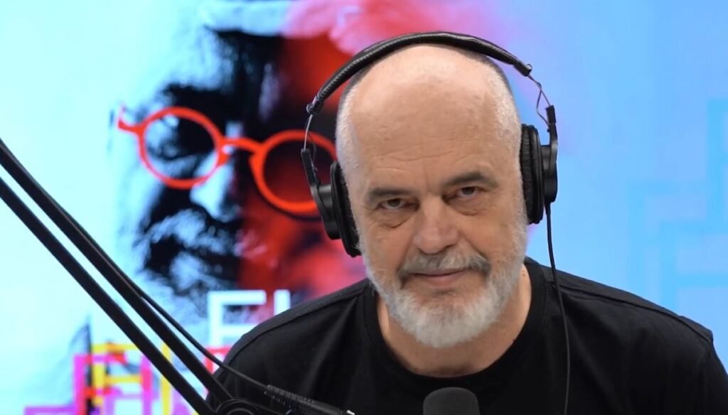 Edi Rama po përgatit librin e ri “Fjalët e sofrës së iftarit”, një homazh për gjuhën shqipe