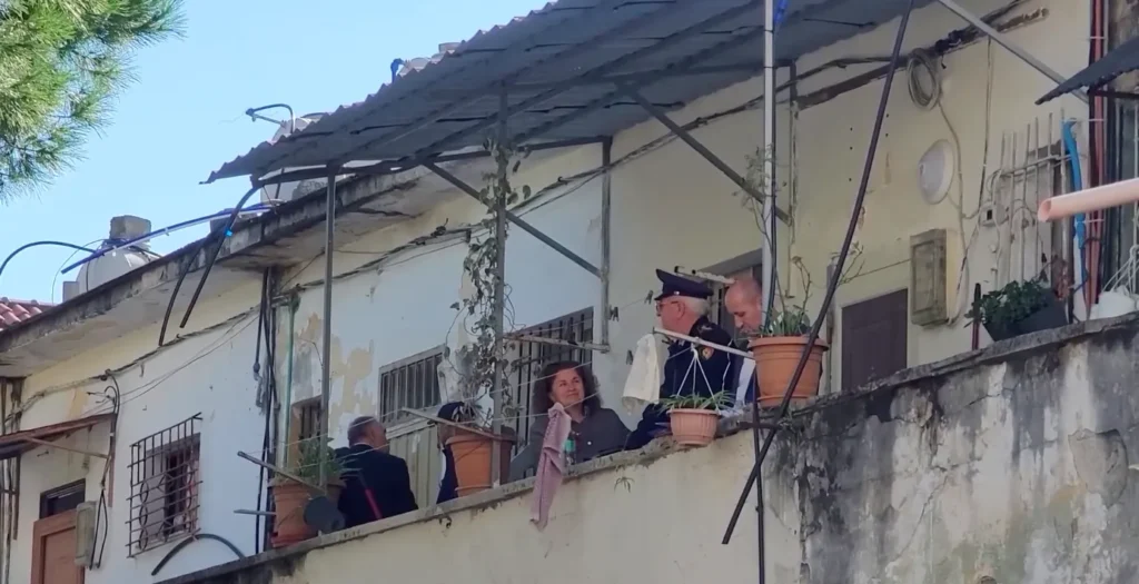 Protesta e nënave në Durrës përballë dëbimit të dhunshëm