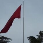 Fieri feston 113 vjetorin e Pavarësisë ngrihet flamuri mes atmosferës festive kuq e zi