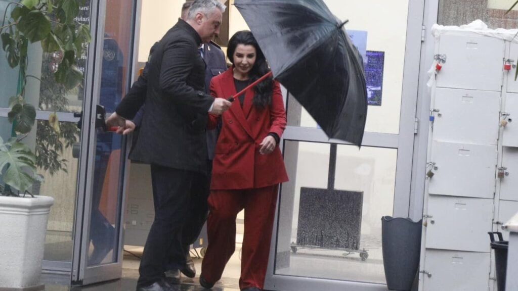 Gjykata e Posaçme konfirmon masat për Belinda Ballukun, Gentian Gyjlin dhe Erald Elezin