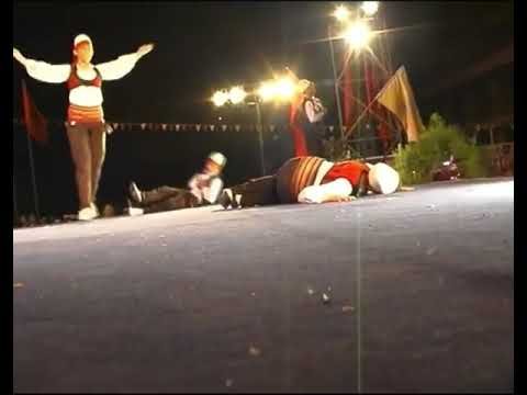 Kënaqësi e veçantë të shikosh valltarët që performojnë vallet nga të gjitha trevat e Shqipërisë