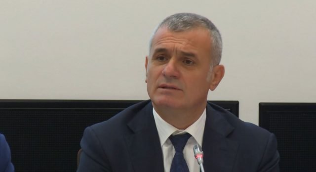 Tërheqja e beftë në kampin opozitar, Bujar Leskaj jep dorëheqjen nga PD