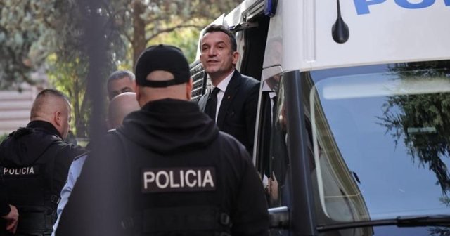 GJKKO vendos sot për fatin gjyqësor të Erion Veliajt dhe bashkëshortes së tij GJKKO vendos sot për fatin gjyqësor të Erion Veliajt dhe bashkëshortes së tij