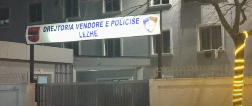 Dhunohet rëndë një person në Lezhë, dërgohet në Spitalin e Traumës