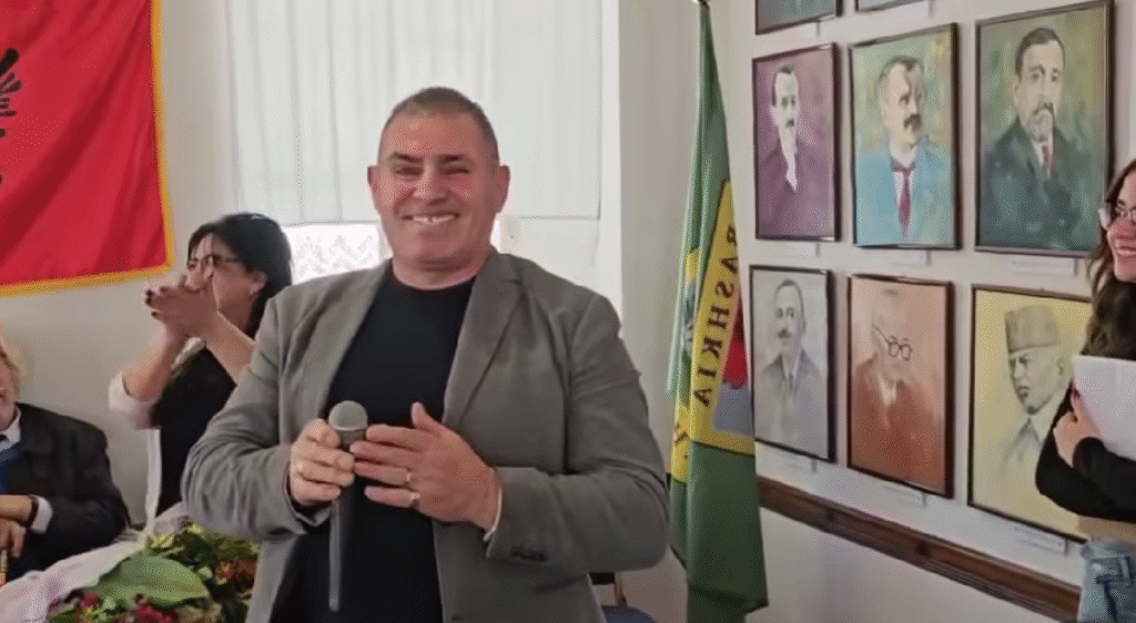 Kënga për ikonat e Lushnjes, Vaçe Zela dhe Margarita Xhepa !