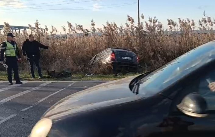 Përplasje zinxhir në Lushnjë–Fier, tre makina të përfshira dhe trafik i rënduar