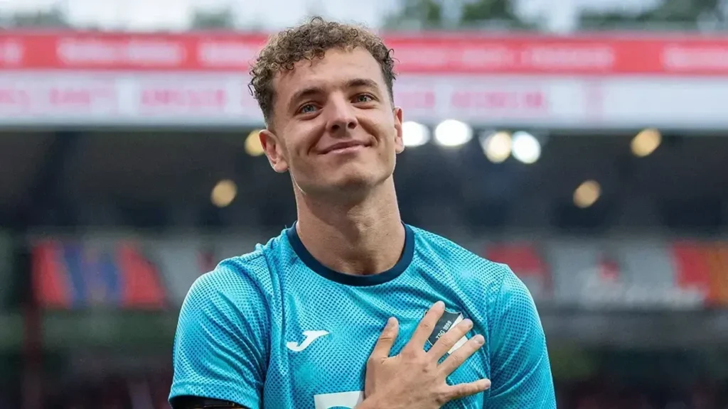 Fisnik Asllani shkruan histori në tregun e transferimeve, vlerësohet me 30 milionë euro