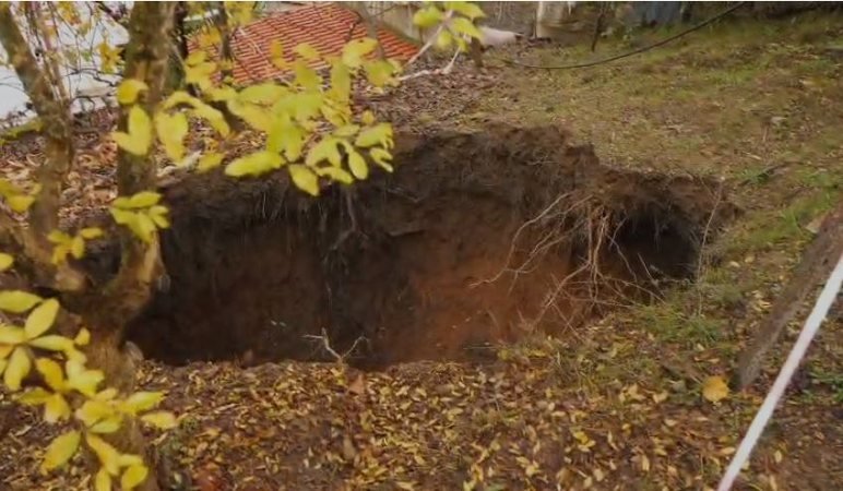 Gropa karstike në Belsh po zgjerohet dhe thellohet