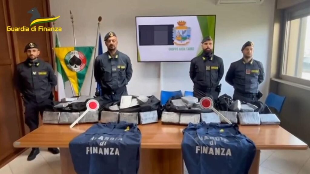 Shkatërrohet banda italo–shqiptare e trafikut të drogës në Toskanë arrestohen nëntë persona, mes tyre drejtues të grupit