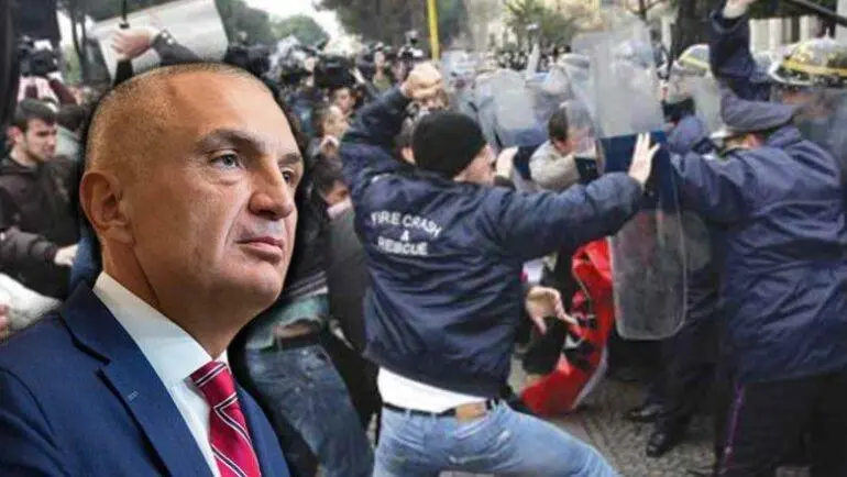 Meta mbylli dëshminë në SPAK për “21 Janarin”, avokati: “Provat që kemi zbulojnë autorët” Meta mbylli dëshminë në SPAK për “21 Janarin”, avokati: “Provat që kemi zbulojnë autorët”