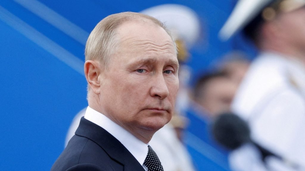 Putin akuzon Evropën për pengim të paqes në Ukrainë: “Nëse na shpallni luftë, ne jemi gati” Putin akuzon Evropën për pengim të paqes në Ukrainë: “Nëse na shpallni luftë, ne jemi gati”