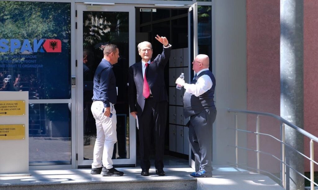 Dosja “Partizani”, nis seanca gjyqësore, mbrojtja e Berishës kundërshton akuzat e SPAK