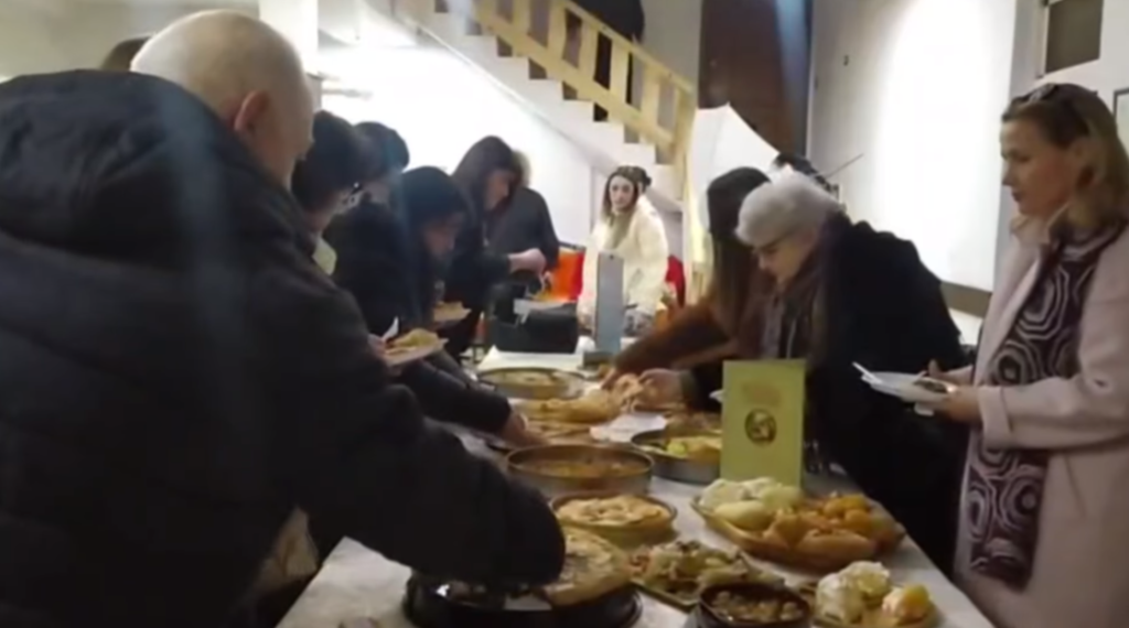 “Shtëpia e Lakrorit” sjell shijet tradicionale të Korçës në Fier