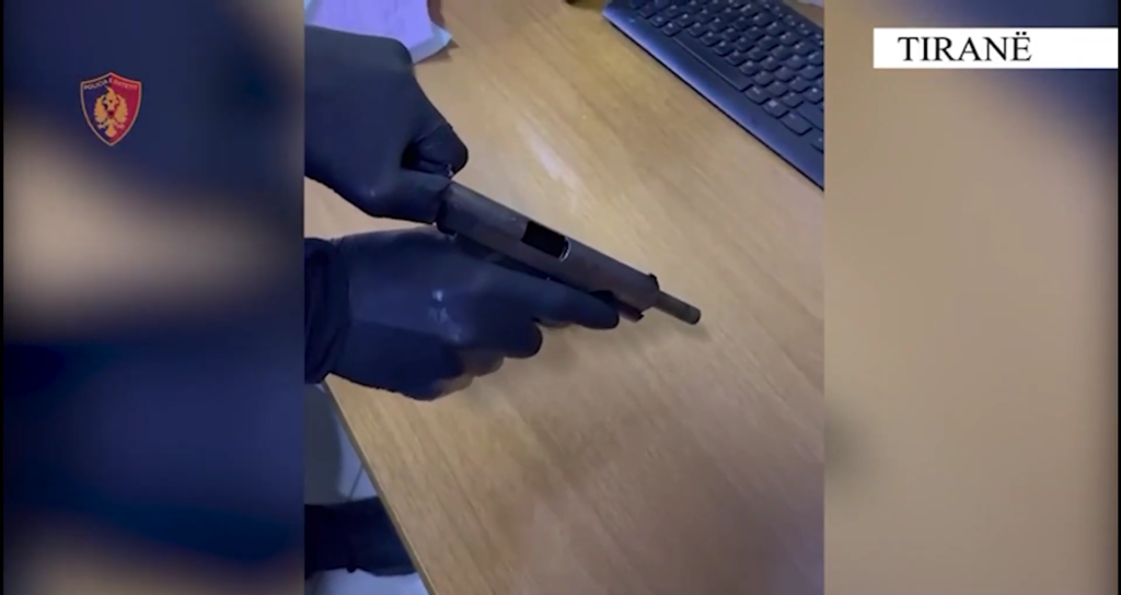 Lëvizte i armatosur në Tiranë, arrestohet 31-vjeçari gjatë operacionit “Pasagjeri”