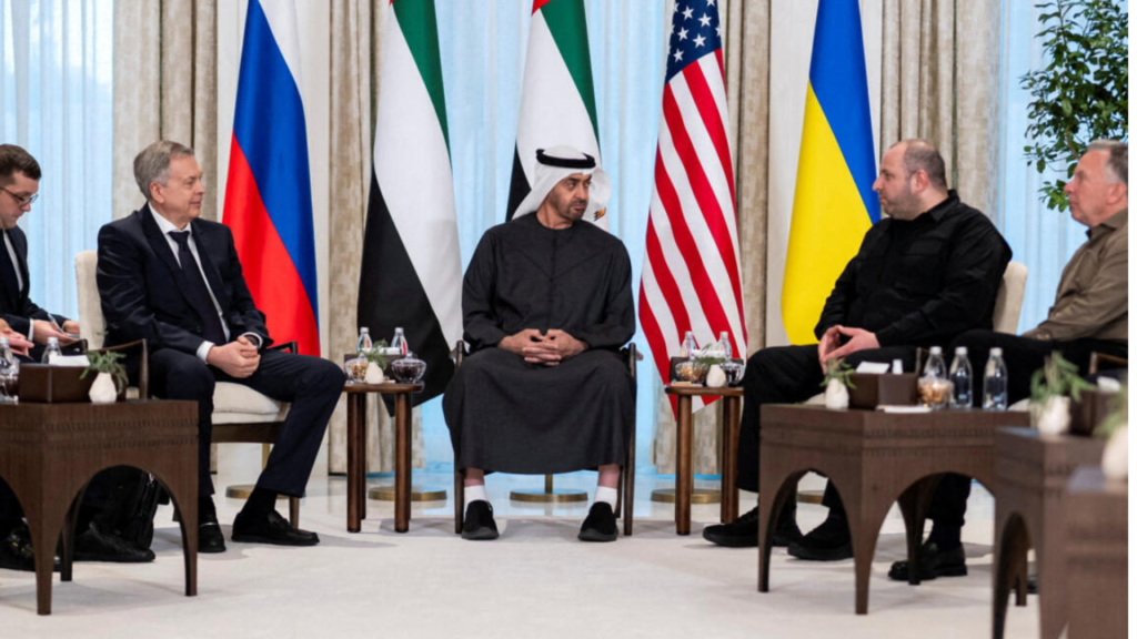 Bisedimet e paqes Rusi–Ukrainë–SHBA përfundojnë pa marrëveshje, sulmet ruse vijojnë