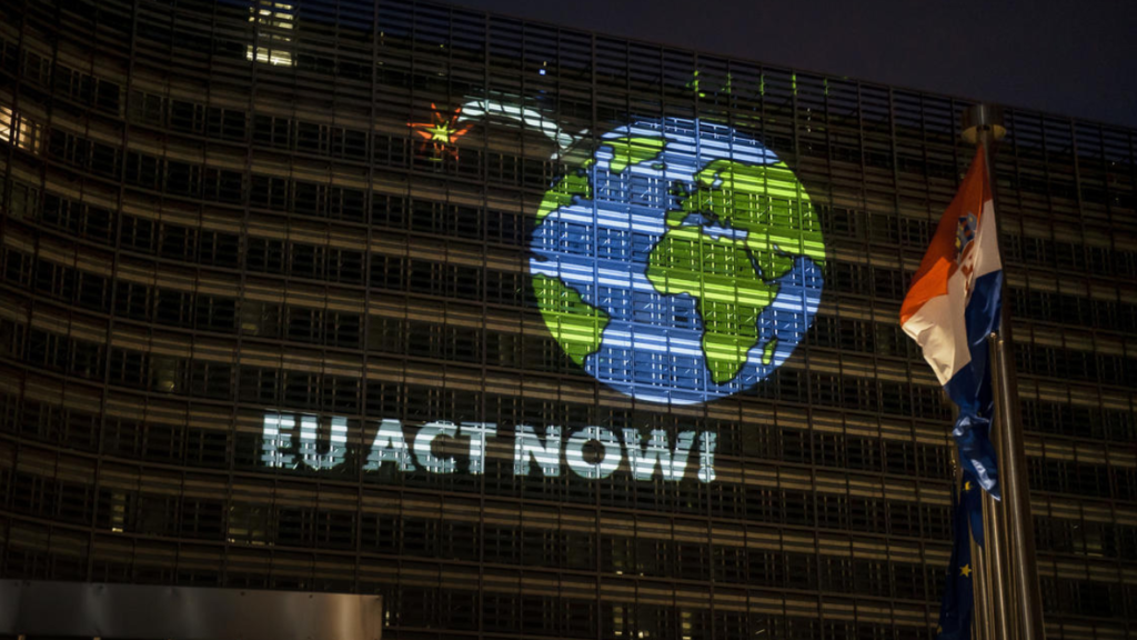 “Fundi” i gazit rus në BE, protesta në Bruksel dhe thirrje për përshpejtimin e energjisë së rinovueshme