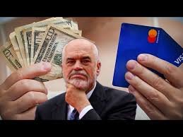 S’ka më pagesa pa limit – hyn në fuqi tavani 500 mijë lekë për pagesat “në dorë”