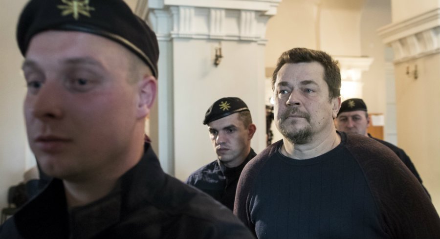 Kur Google dhe Facebook ranë në grackë