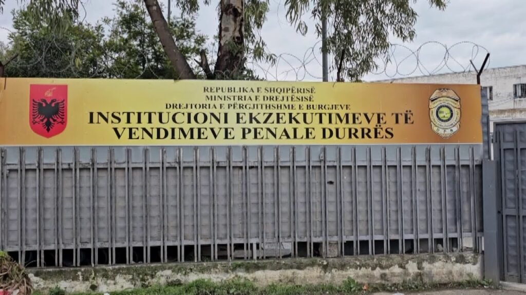 Pas arratisjes së të paraburgosurit, transferohen persona me rrezikshmëri të lartë drejt Burgut të Fierit