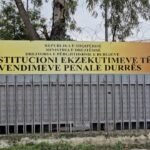 Pas arratisjes së të paraburgosurit, transferohen persona me rrezikshmëri të lartë drejt Burgut të Fierit