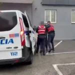 Dy persona arrestohen dhe një shpallet në kërkim pas konfliktit të dhunshëm në Sarandë