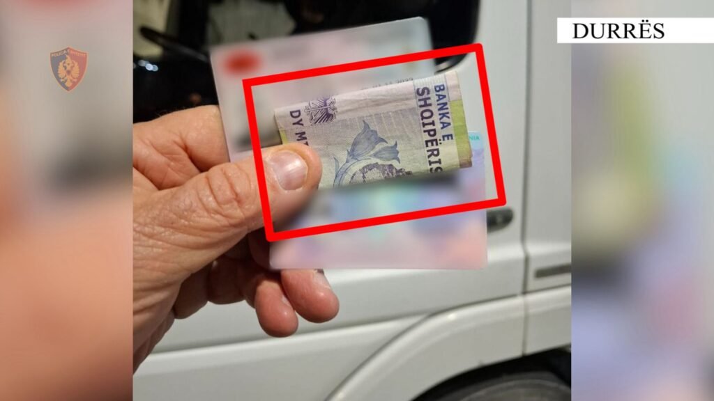 Tentoi të korruptonte policinë me 2000 lekë, procedohet 35-vjeçari në Durrës