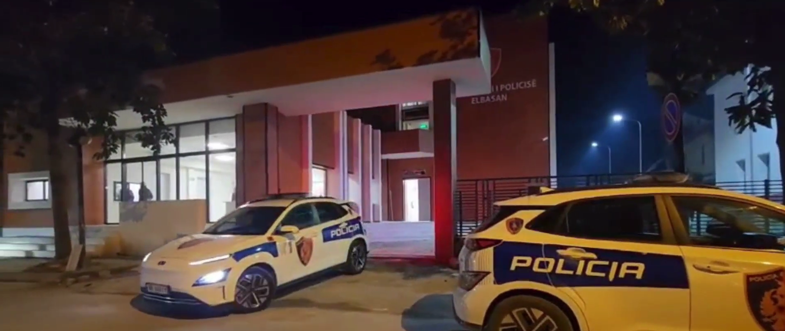 Operacion antidrogë në Elbasan, 3 të arrestuar dhe 45 kg kanabis të sekuestruara