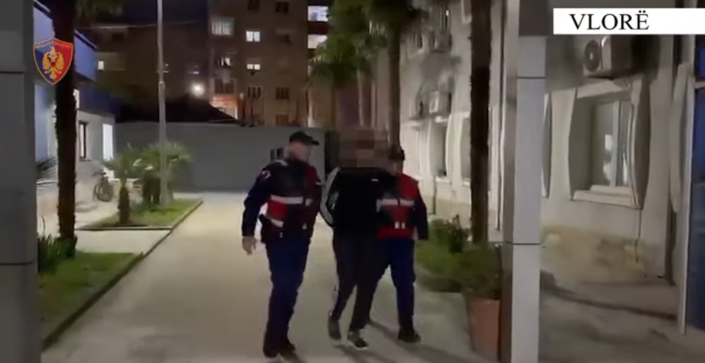 Operacioni “Brotherhood” në Vlorë, sekuestrohen 57 kg kanabis dhe një armë automatike