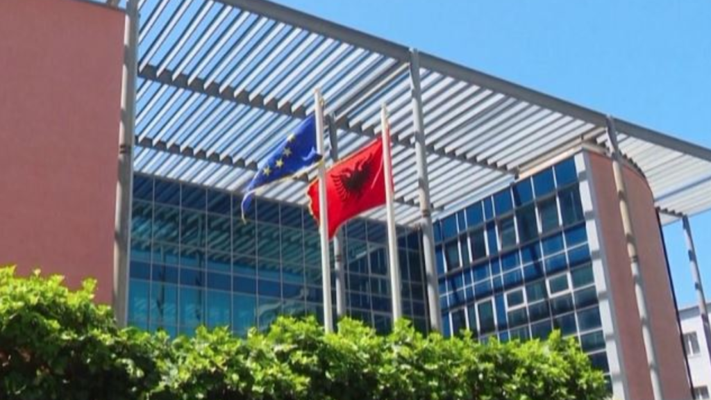 Hapën zjarr ndaj policisë kufitare në Morinë në vitin 2023, GJKKO dënon 7 të huaj me 168 vite burg